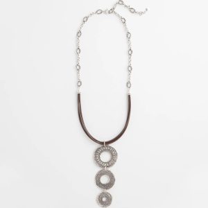 Triple Medallion Pendant Necklace